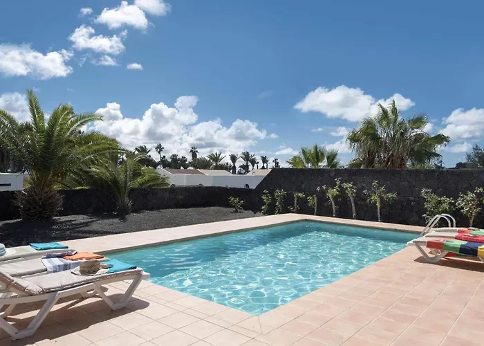 Flamingo By 플라야블랑카