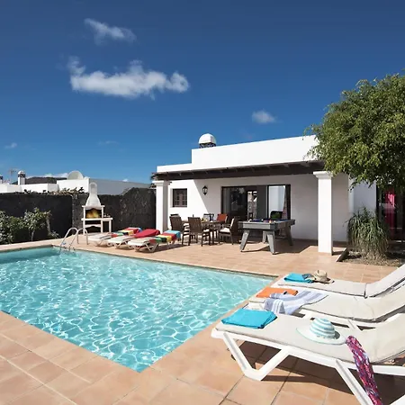 Villa Flamingo By