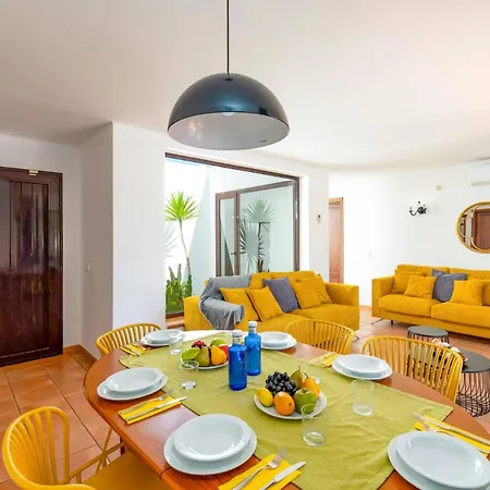 Villa Flamingo By Playa Blanca (Lanzarote)